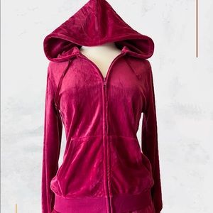 Fuchsia velour two-piece loungewear set